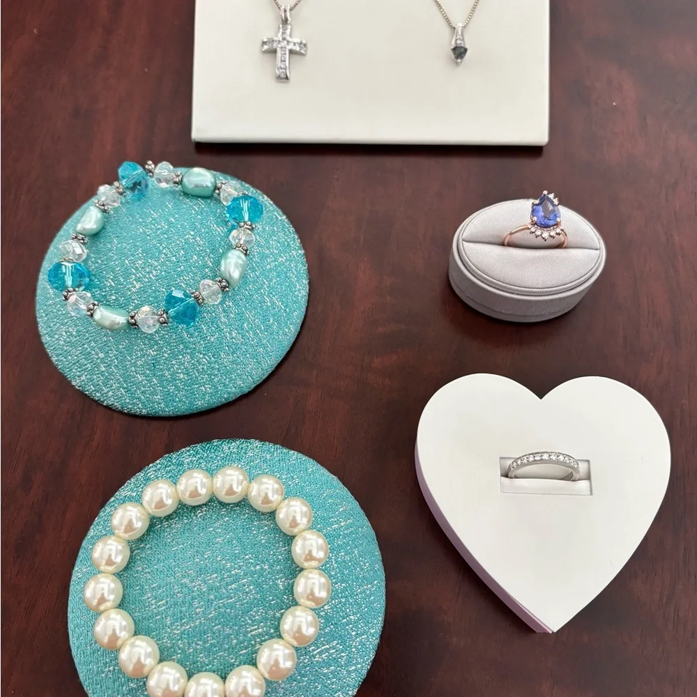 Tiffany & Co. Jewelry Displays - Rings, Bracelets & Necklaces Display - Picture 1 of 8